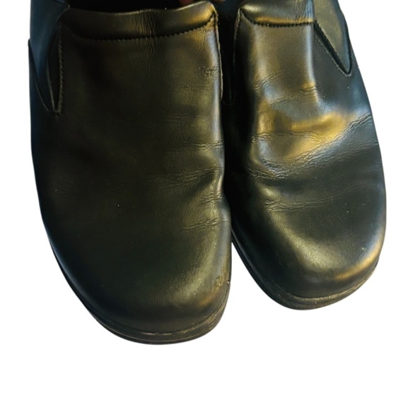 La Forst Cater II Kitchen Grade Oil and slip Resistant (From Fanshawe culinary) - Picture 5 of 9